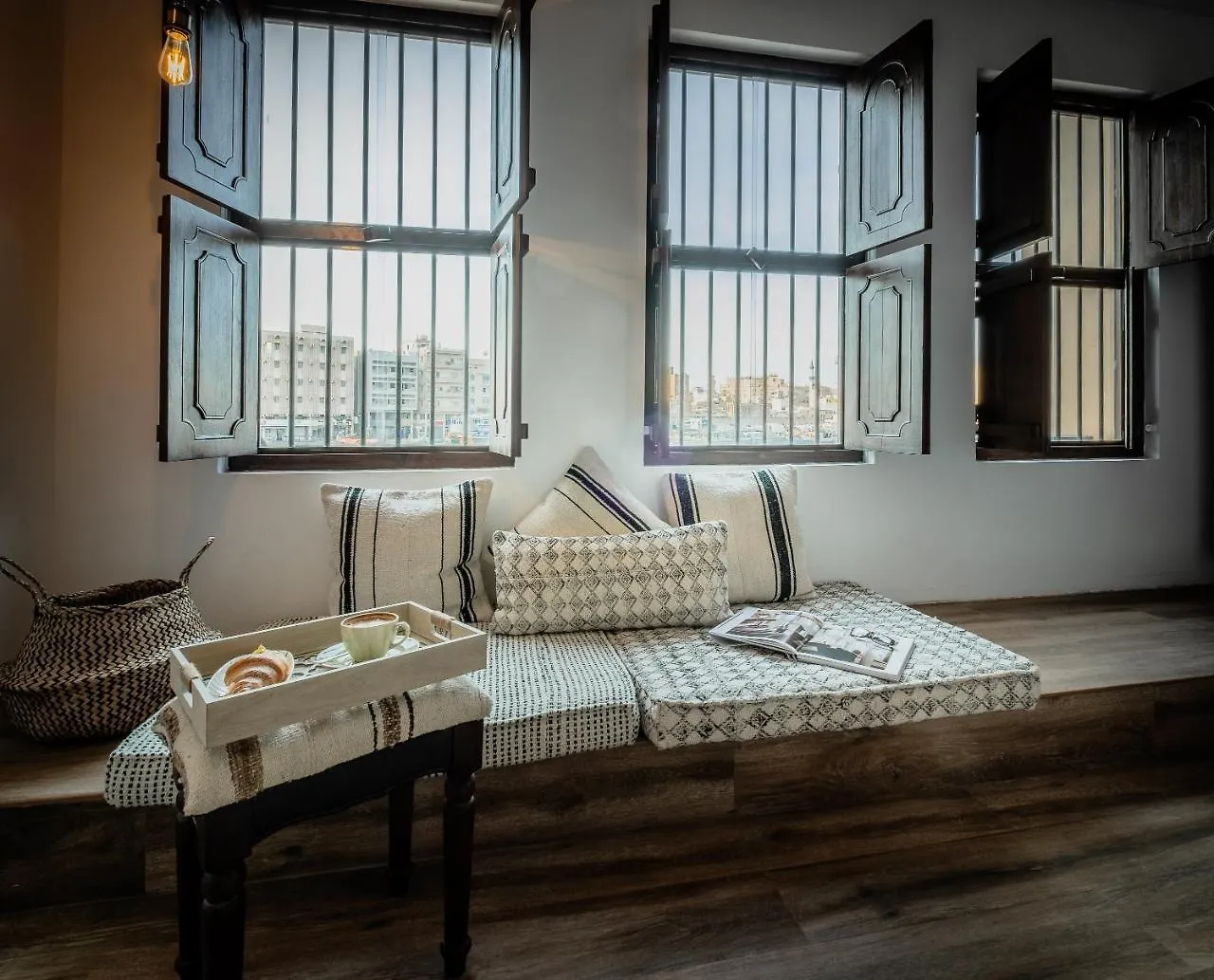 Mazmi Casa Bed & Breakfast Dubai