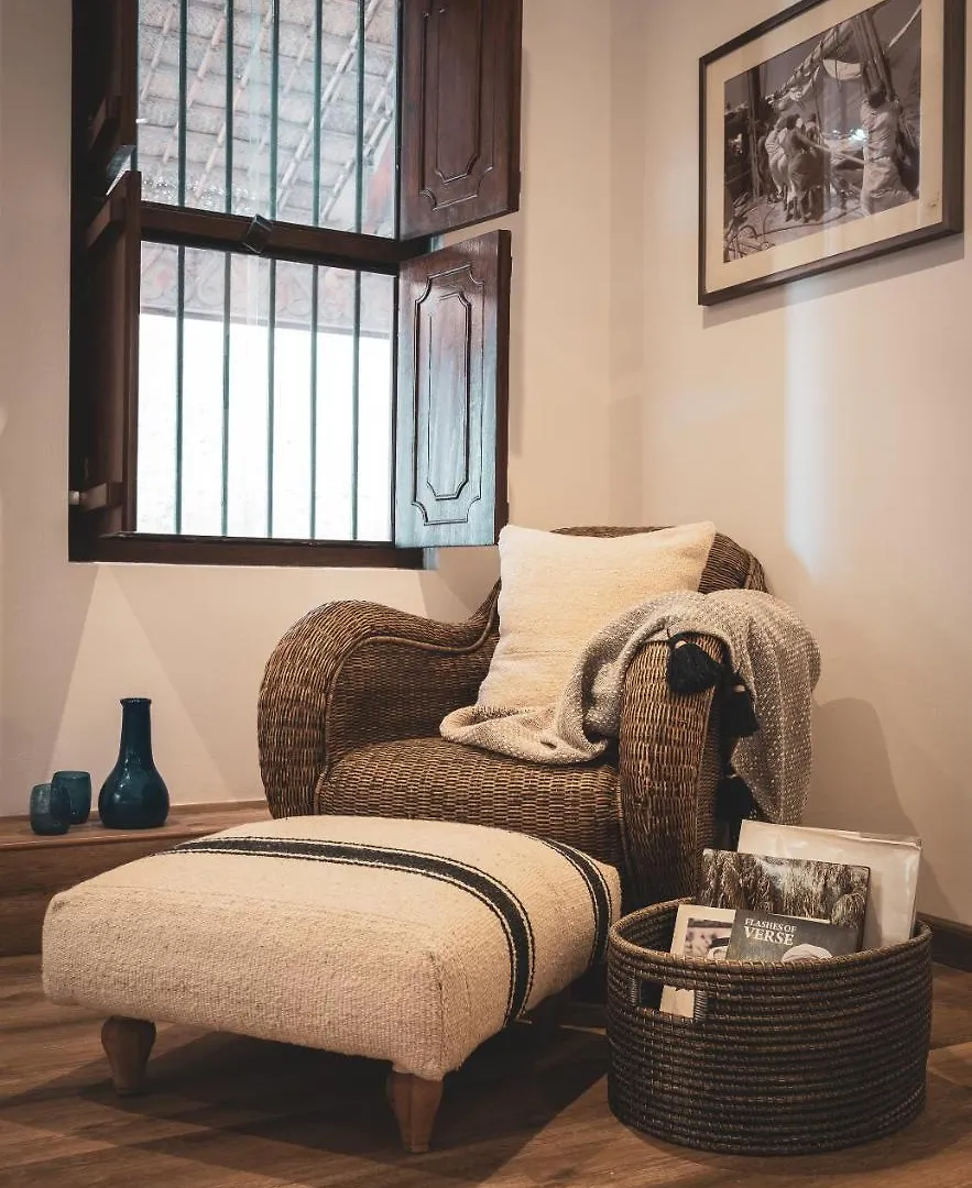 Mazmi Casa Bed & Breakfast Dubai